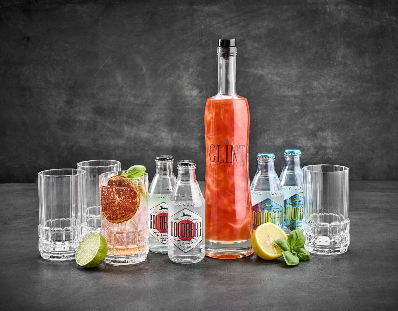 GT & Glas Glint Strawberry firmagave med smukke glas til Gin-Tonic