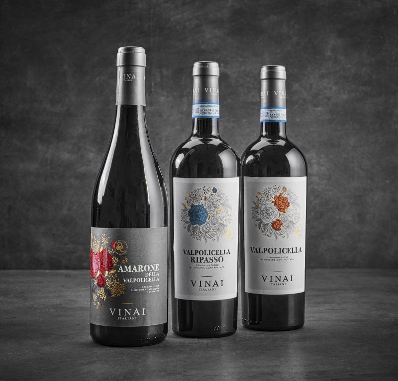 Vinpakke 9 - firmajulegave med 3 fl. klassisk italiensk rødvin