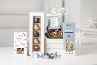 Christmas Box Grey | 255g.  Gavekasse med julelækkerier fra Xocolatl