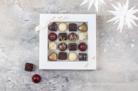 Christiansfelder Star 16 | 140g.  Klassisk gaveæske med fyldte chokolader